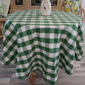Williams Sonoma Buffalo Check Farmhouse Round Tablecloth 70 in.